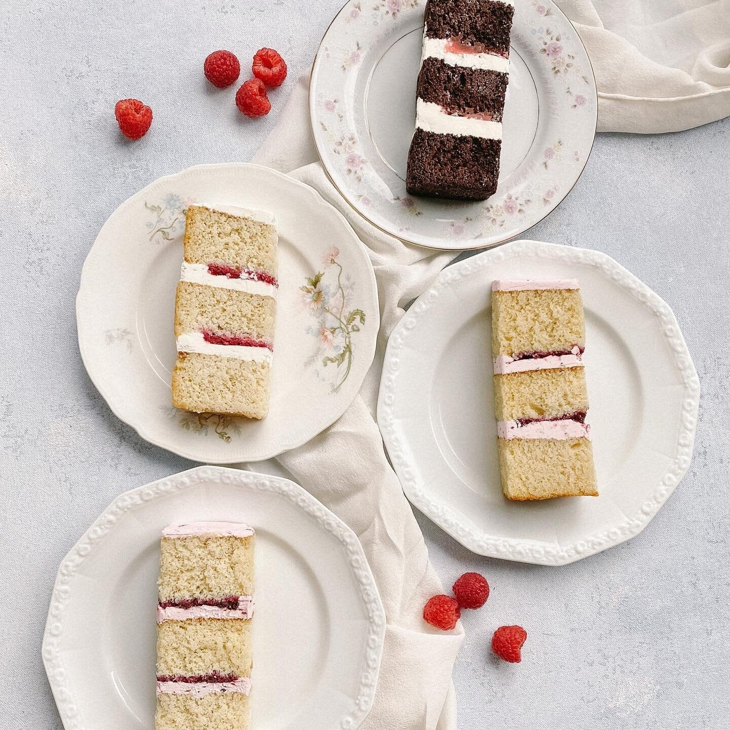 Sample Wedding Cake - We Create Delicious Memories - Oakmont Bakery